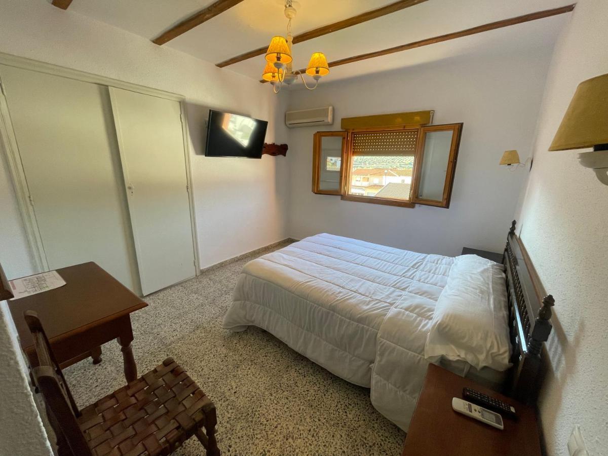 Rural Sierra De Segura Hotel 2*